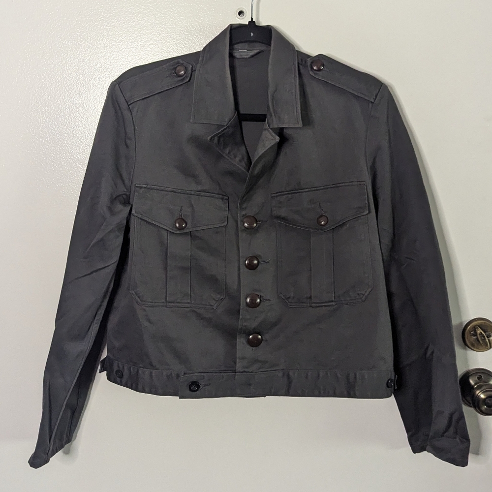 1970s Vintage Cropped Military Style Jacket. Grey light wear size 46